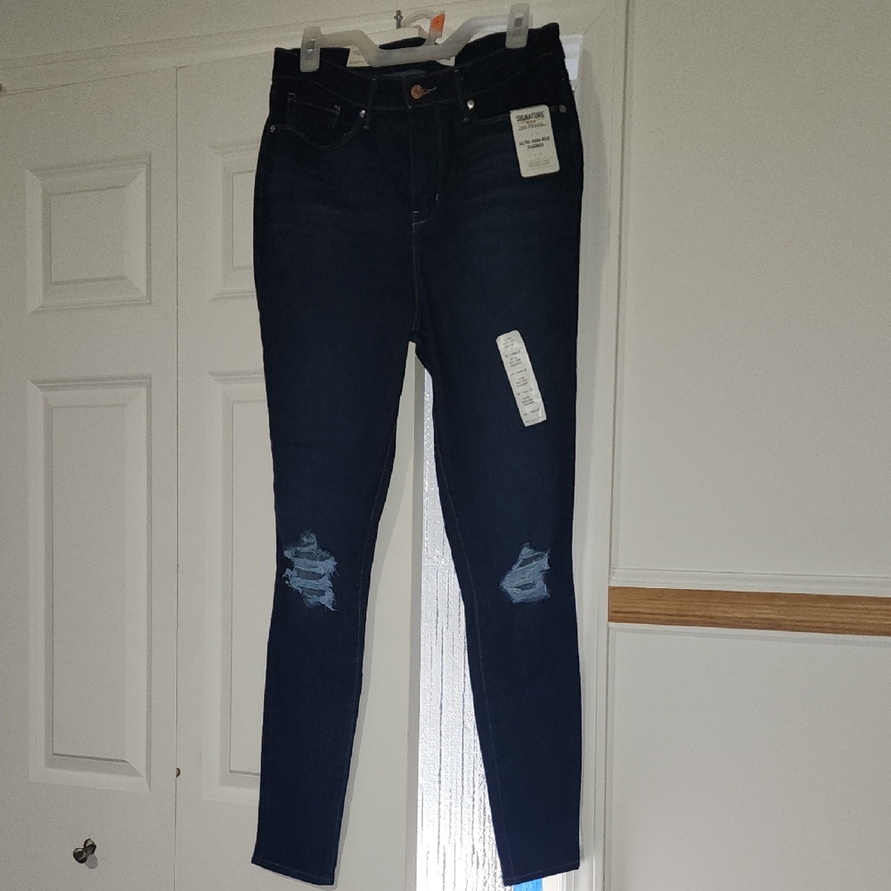 Signature by Levi Strauss Dark Blue Skinny Jeans